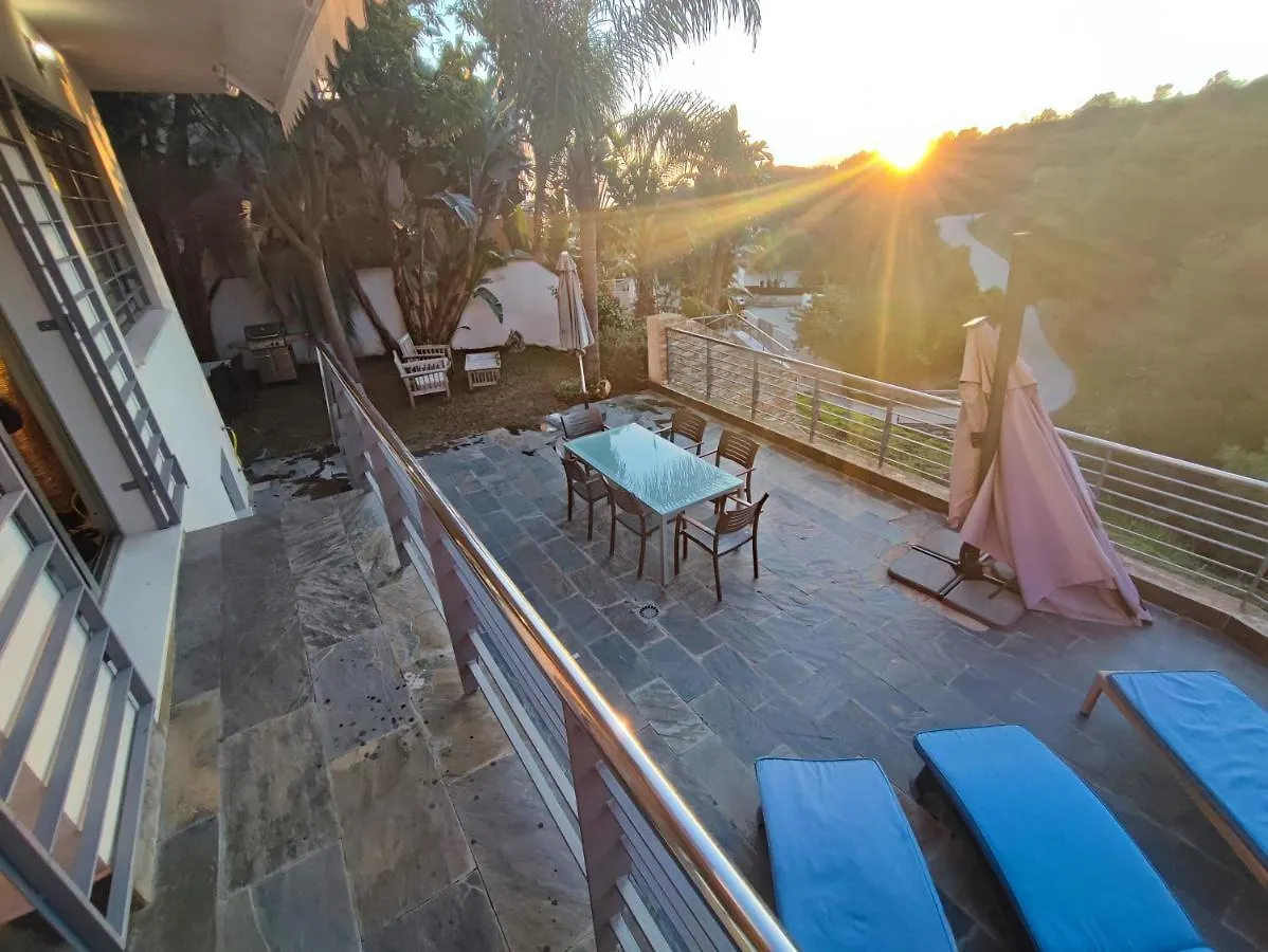 Villa Aguilas Club Guest House Málaga Bed & Breakfast