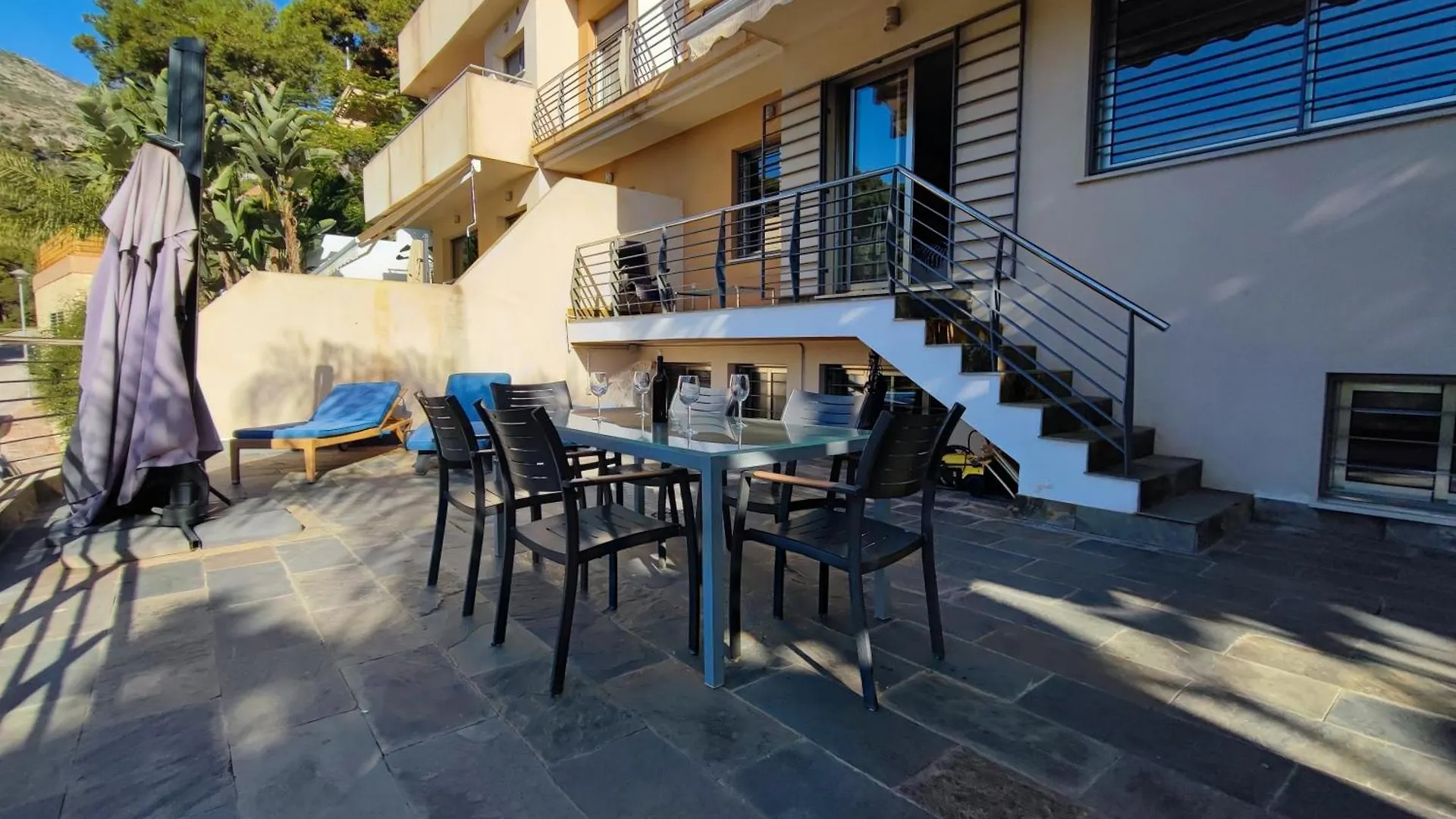 Villa Aguilas Club Guest House Málaga